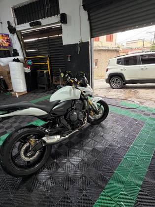 HONDA CB 600F HORNET HONDA CB 600F HORNET